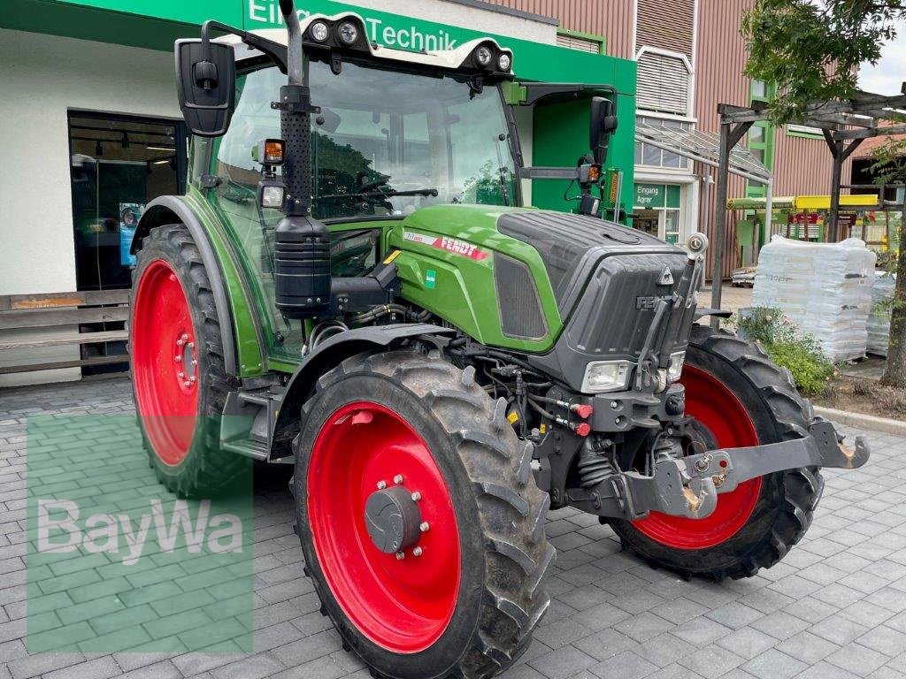 Traktor des Typs Fendt 211 Vario S3, Gebrauchtmaschine in Fürth (Bild 1)