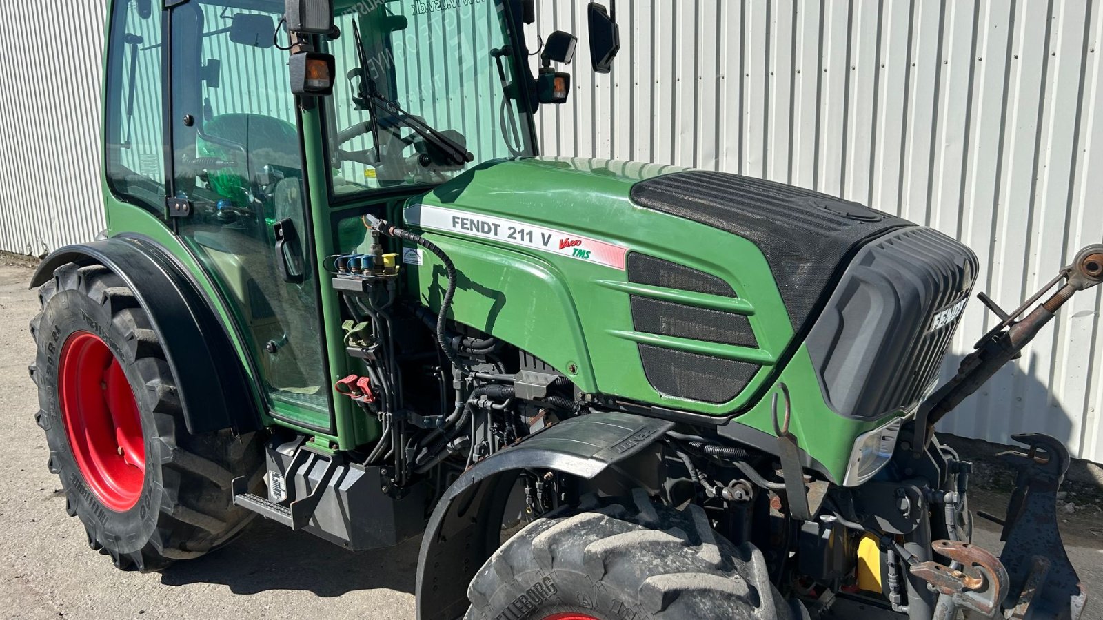 Traktor du type Fendt 211 Vario  TMS V Model, Front PTO, Gebrauchtmaschine en Rødekro (Photo 5)