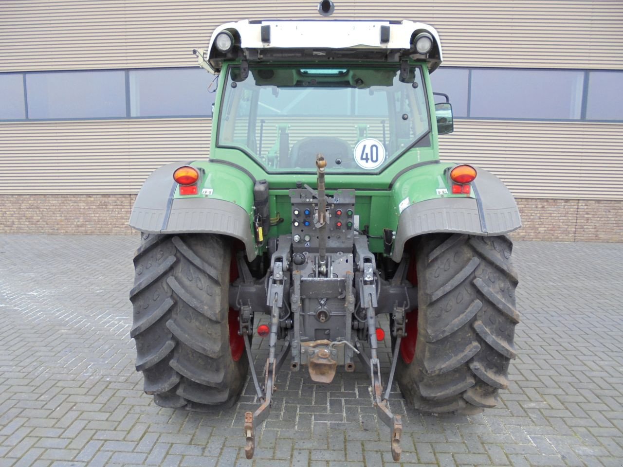 Traktor типа Fendt 211 vario tms, Gebrauchtmaschine в Houten (Фотография 4)