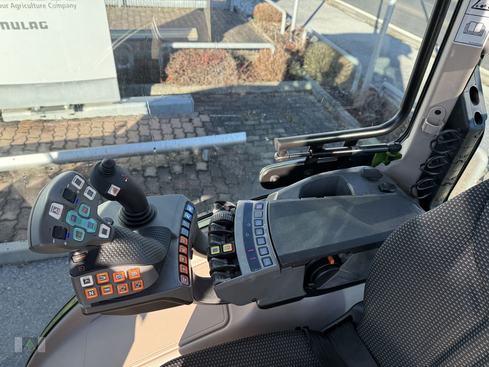 Traktor typu Fendt 211 Vario V (Gen3), Neumaschine w Markt Hartmannsdorf (Zdjęcie 11)