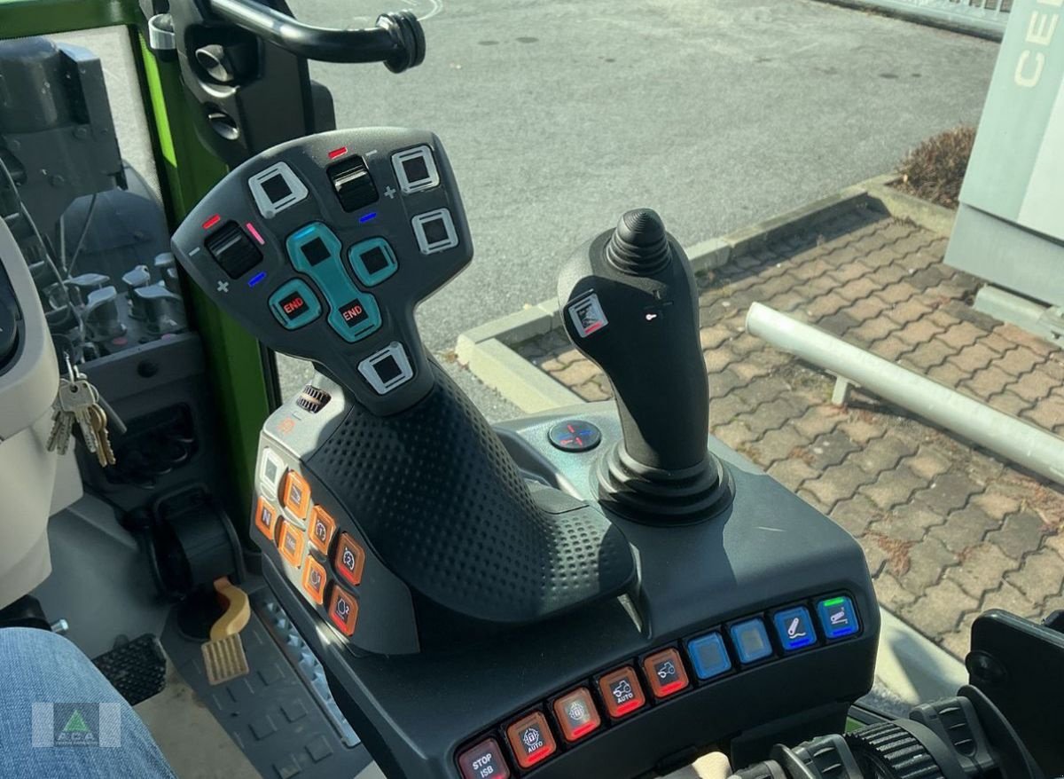 Traktor des Typs Fendt 211 Vario V (Gen3), Gebrauchtmaschine in Markt Hartmannsdorf (Bild 8)