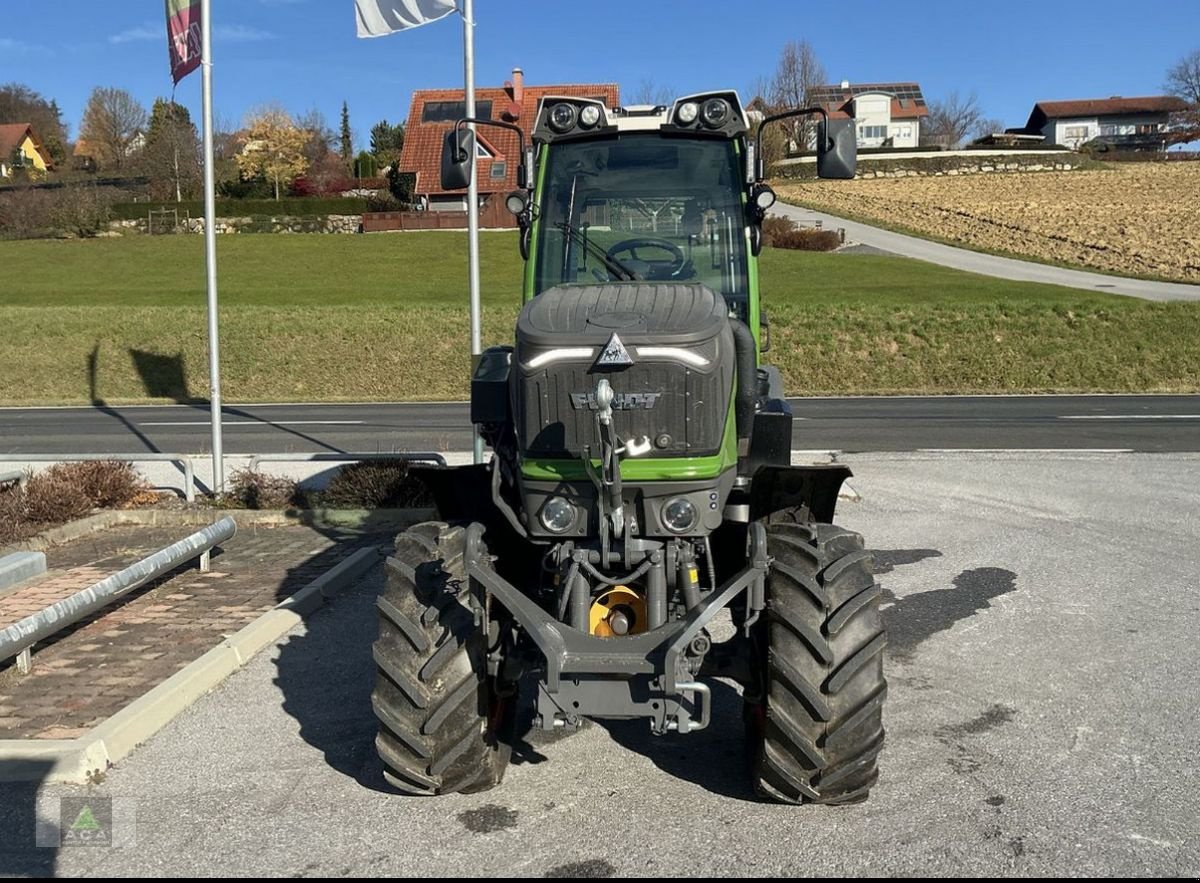 Traktor des Typs Fendt 211 Vario V (Gen3), Gebrauchtmaschine in Markt Hartmannsdorf (Bild 6)