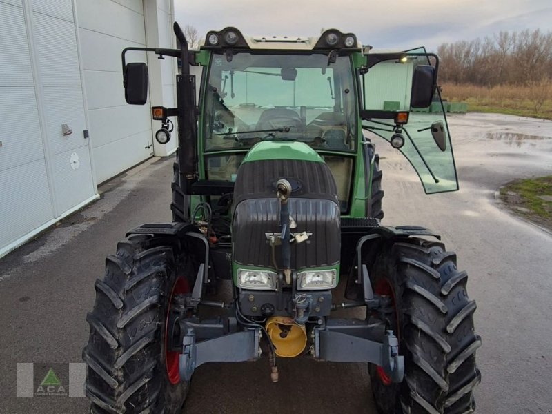 Traktor типа Fendt 211 Vario, Gebrauchtmaschine в Markt Hartmannsdorf