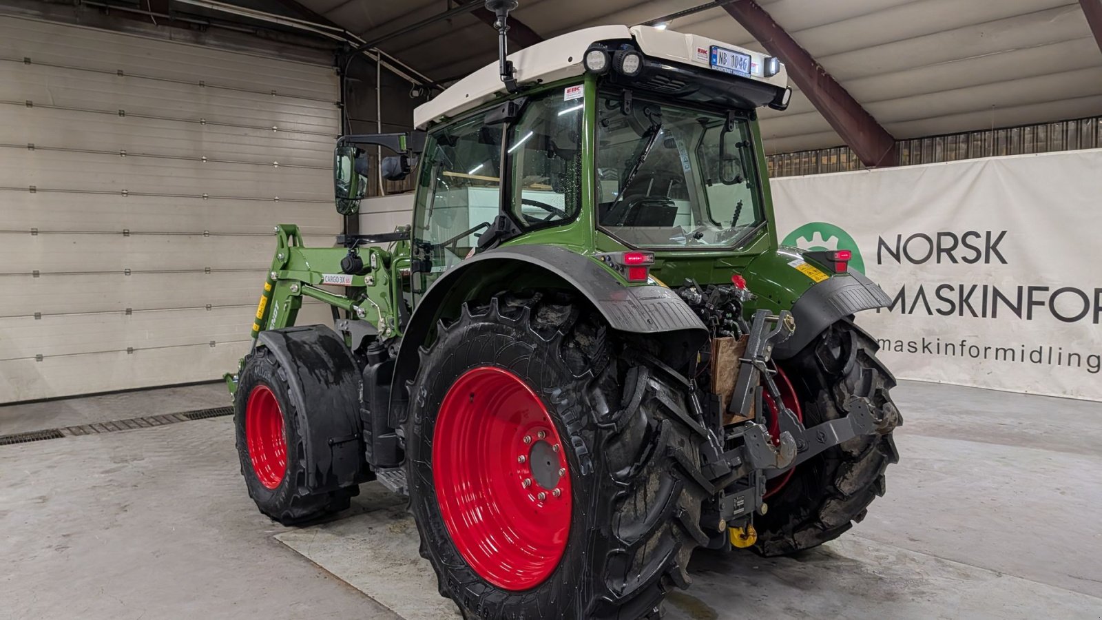 Traktor des Typs Fendt 211 Vario, Gebrauchtmaschine in Ølen (Bild 3)