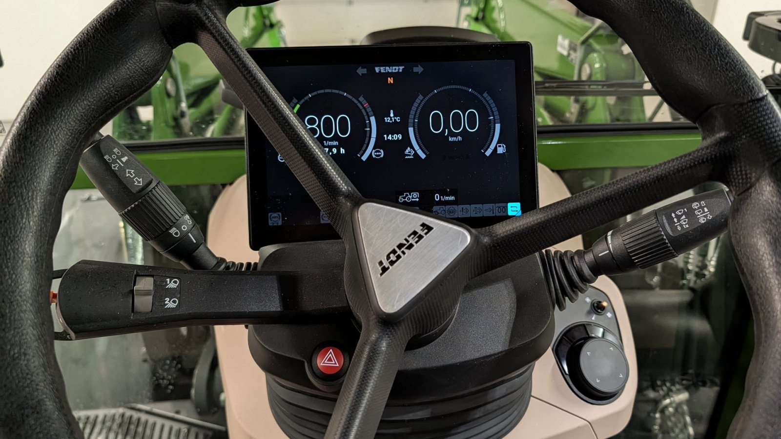 Traktor des Typs Fendt 211 Vario, Gebrauchtmaschine in Ølen (Bild 16)