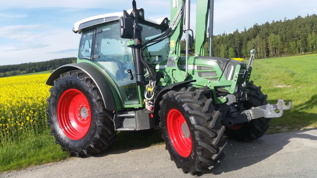Traktor a típus Fendt 211 Vario, Gebrauchtmaschine ekkor: Reuth (Kép 16)