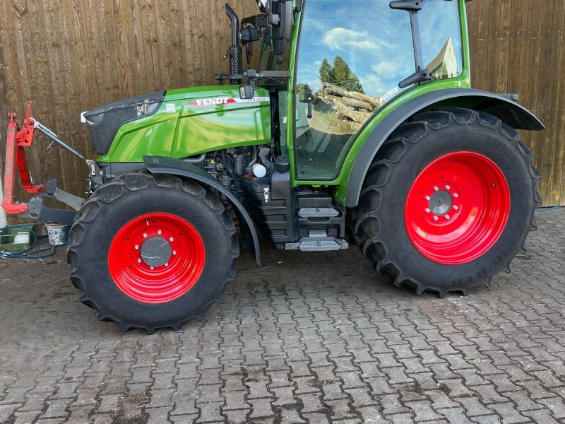 Traktor типа Fendt 211 Vario, Gebrauchtmaschine в Oberopfingen (Фотография 1)