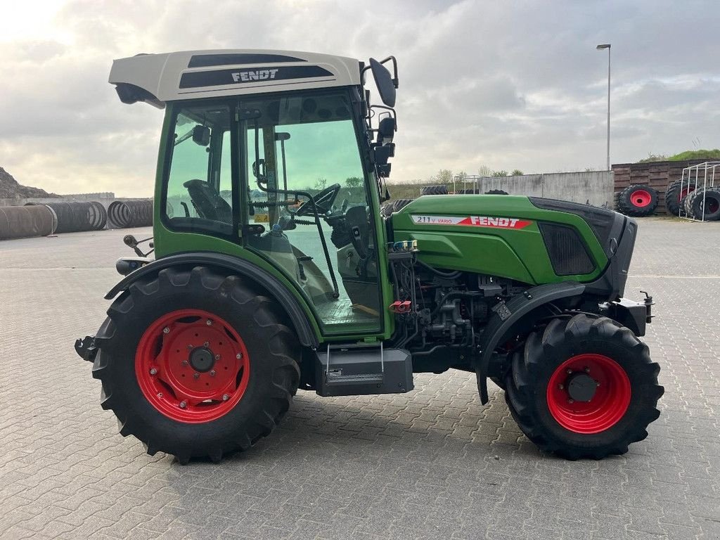 Traktor a típus Fendt 211, Gebrauchtmaschine ekkor: Hapert (Kép 2)