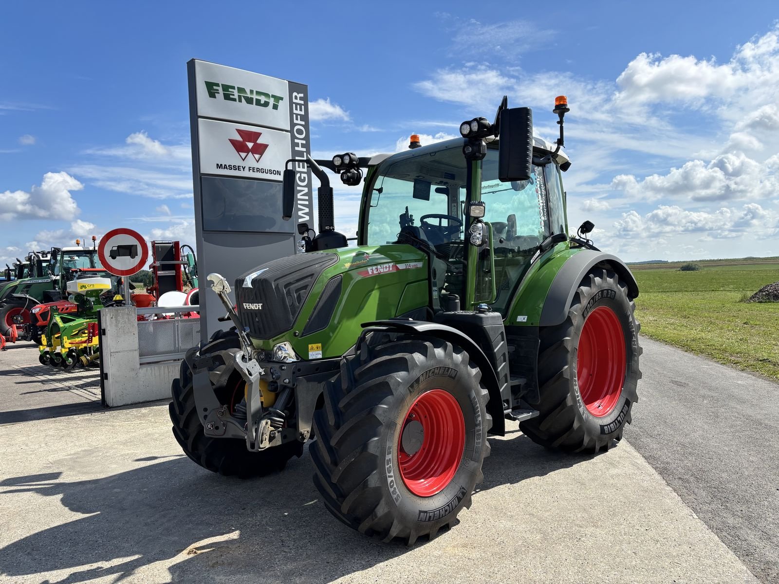 Traktor of the type Fendt 211F-942 Mietmaschinen, Gebrauchtmaschine in Starrein (Picture 5)