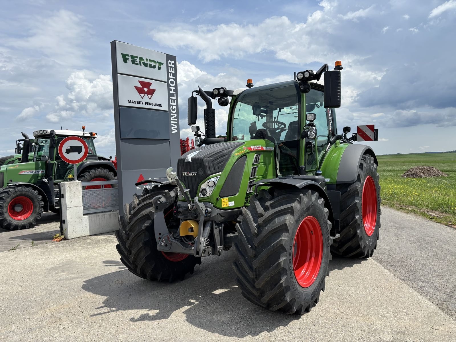 Traktor of the type Fendt 211F-942 Mietmaschinen, Gebrauchtmaschine in Starrein (Picture 7)