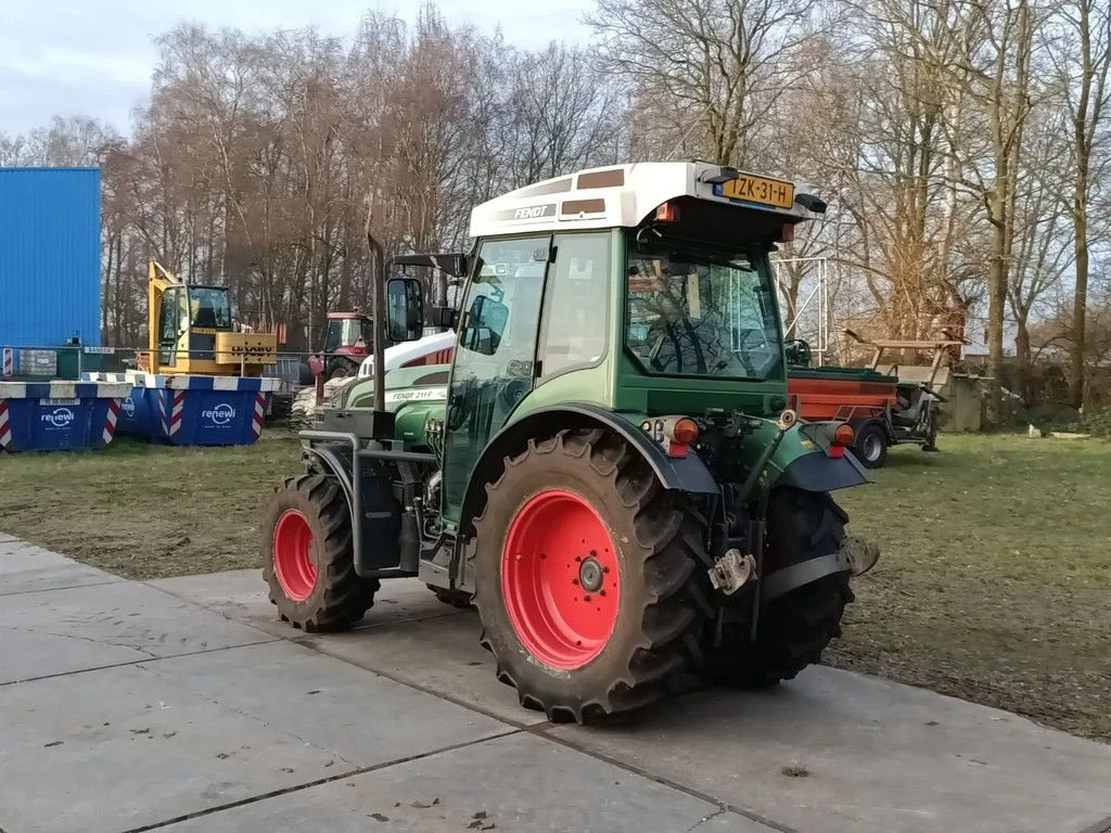 Traktor typu Fendt 211F Vario TMS, Gebrauchtmaschine w Groningen (Zdjęcie 8)
