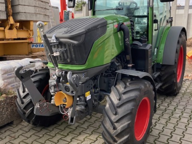Traktor du type Fendt 211P Vario Gen3 Profi+Setting2, Gebrauchtmaschine en Linsengericht-Altenhaßlau (Photo 1)