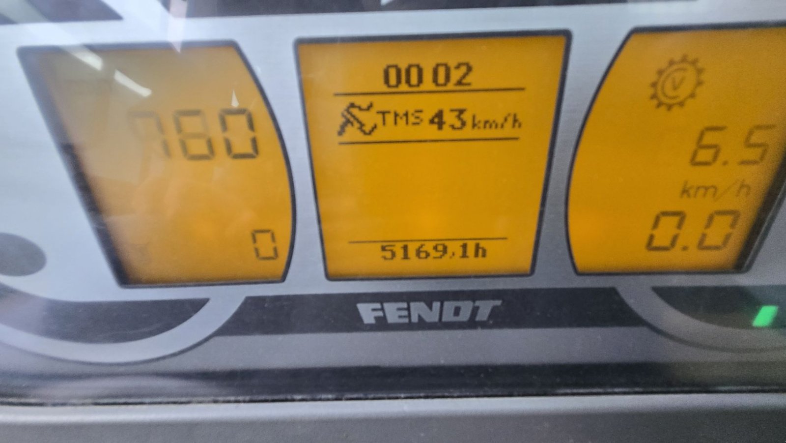 Traktor типа Fendt 211P, Gebrauchtmaschine в Deurne (Фотография 2)