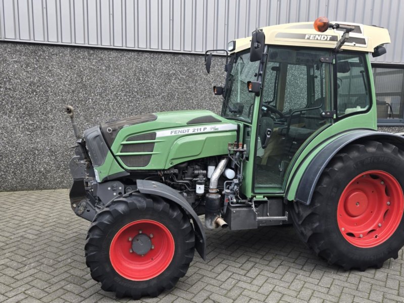 Traktor van het type Fendt 211P, Gebrauchtmaschine in Deurne (Foto 1)