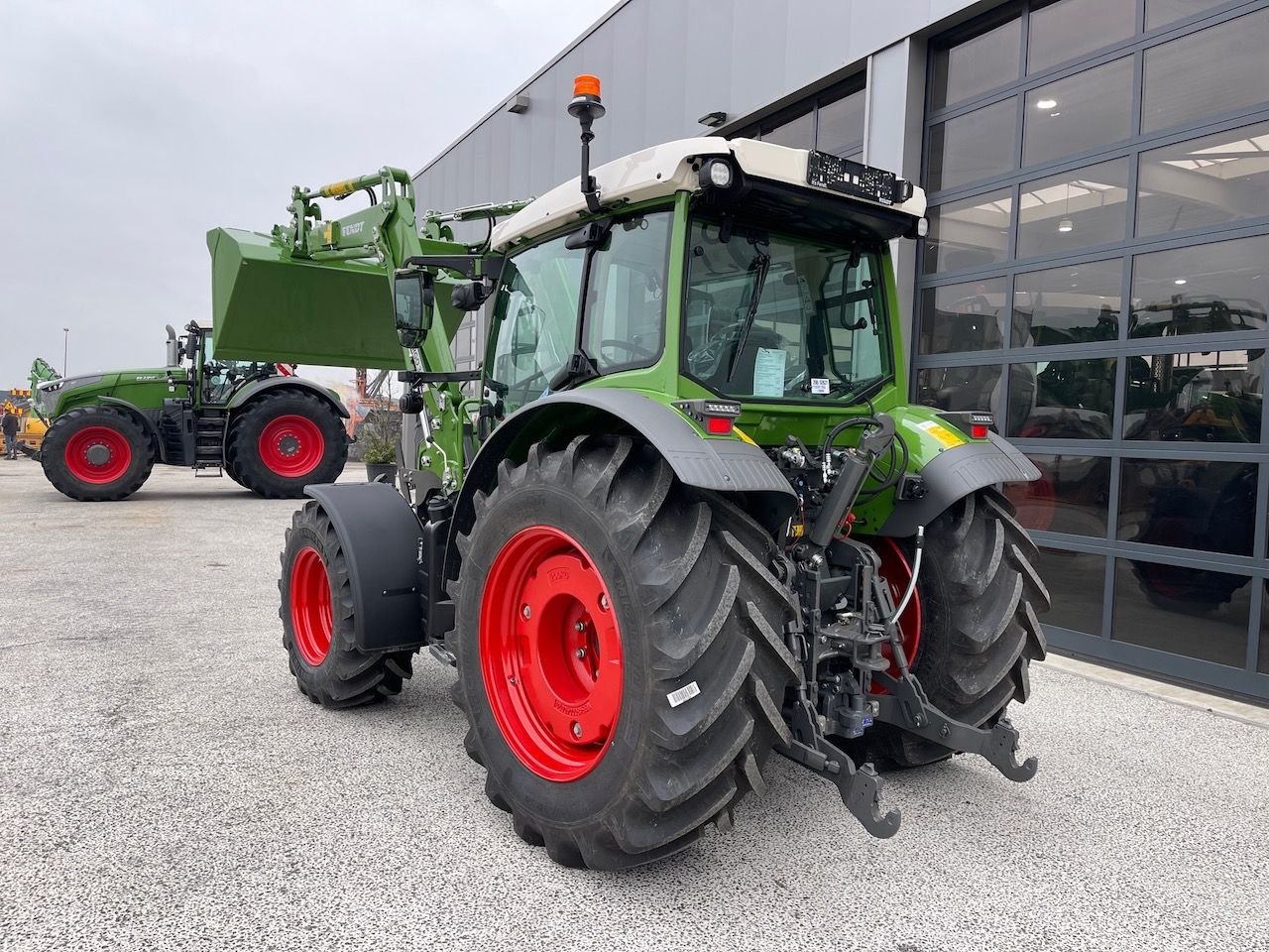 Traktor от тип Fendt 211S Profi Plus met RTK GPS, Neumaschine в Holten (Снимка 2)