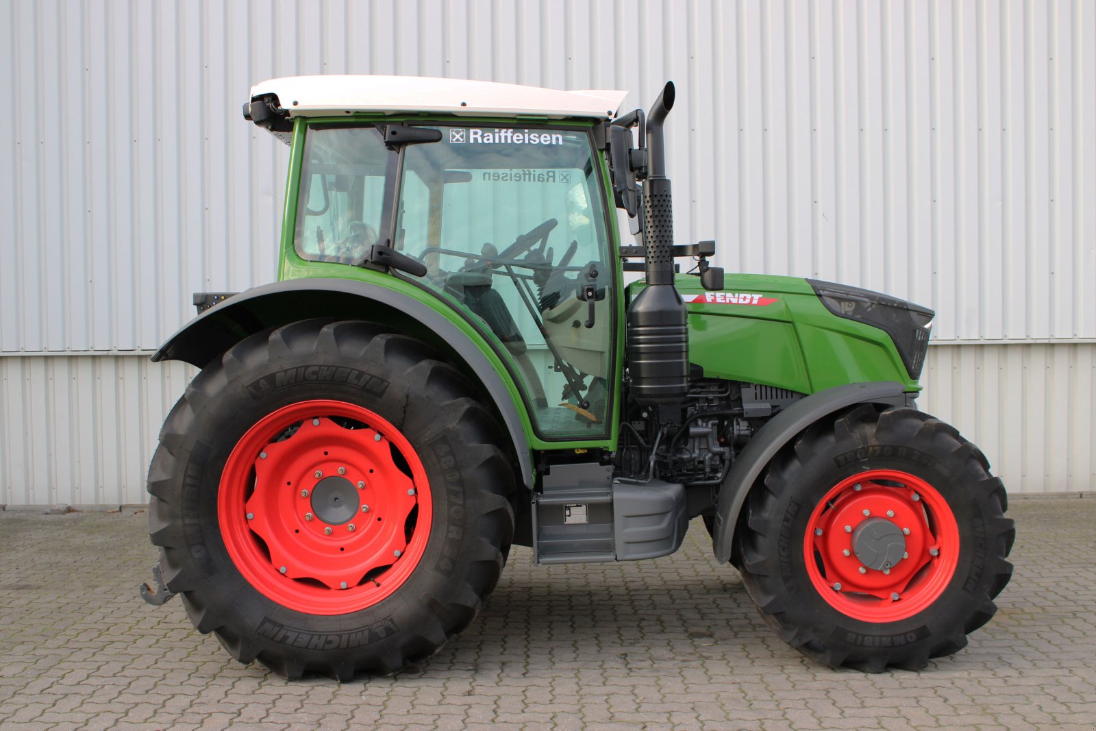 Traktor des Typs Fendt 211S Vario Gen3 Power Sett2, Neumaschine in Holle- Grasdorf (Bild 2)
