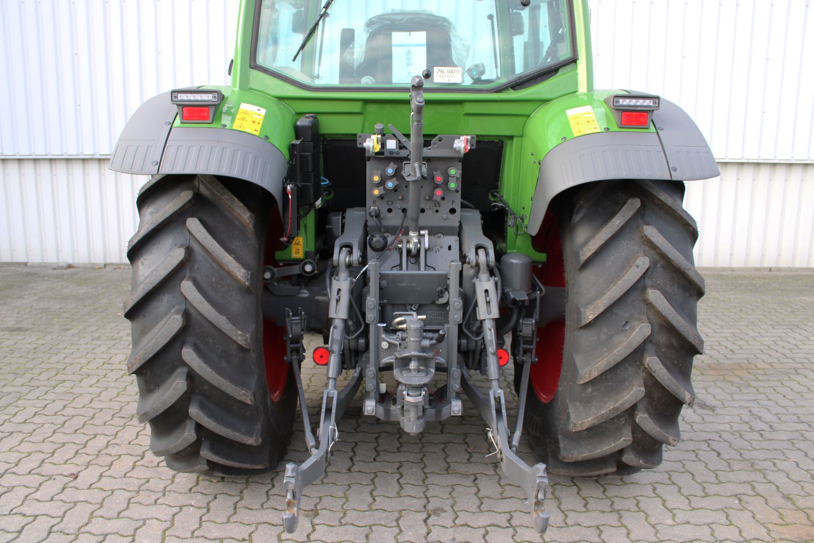 Traktor des Typs Fendt 211S Vario Gen3 Power Sett2, Neumaschine in Holle- Grasdorf (Bild 7)
