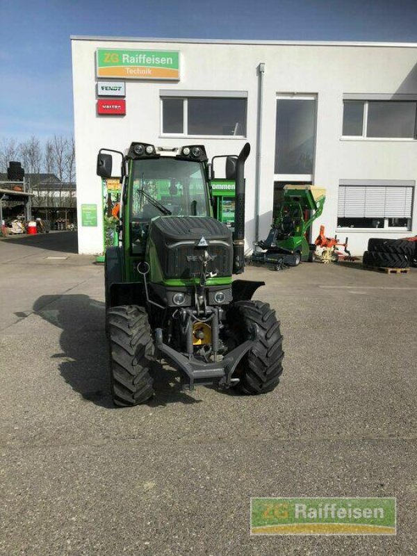 Traktor типа Fendt 211V Gebr. Obst-/Weinbau, Gebrauchtmaschine в Salem-Neufrach (Фотография 12)