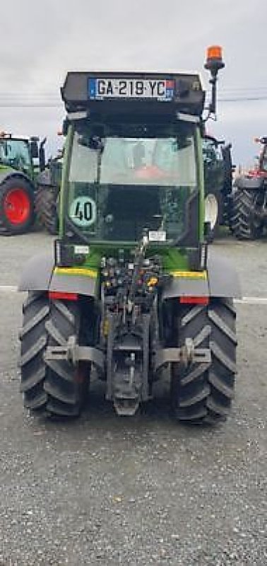 Traktor des Typs Fendt 211V PROFI Setting2  Gen3, Gebrauchtmaschine in PEYROLE (Bild 4)