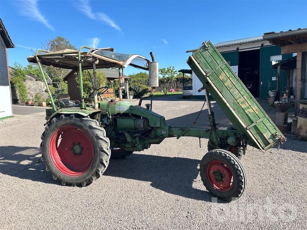 Traktor za tip Fendt 231 GT, Gebrauchtmaschine u Düsseldorf (Slika 7)