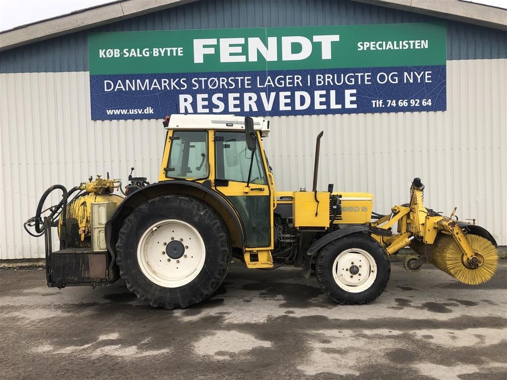 Traktor des Typs Fendt 250 S Med udstyr., Gebrauchtmaschine in Rødekro (Bild 4)