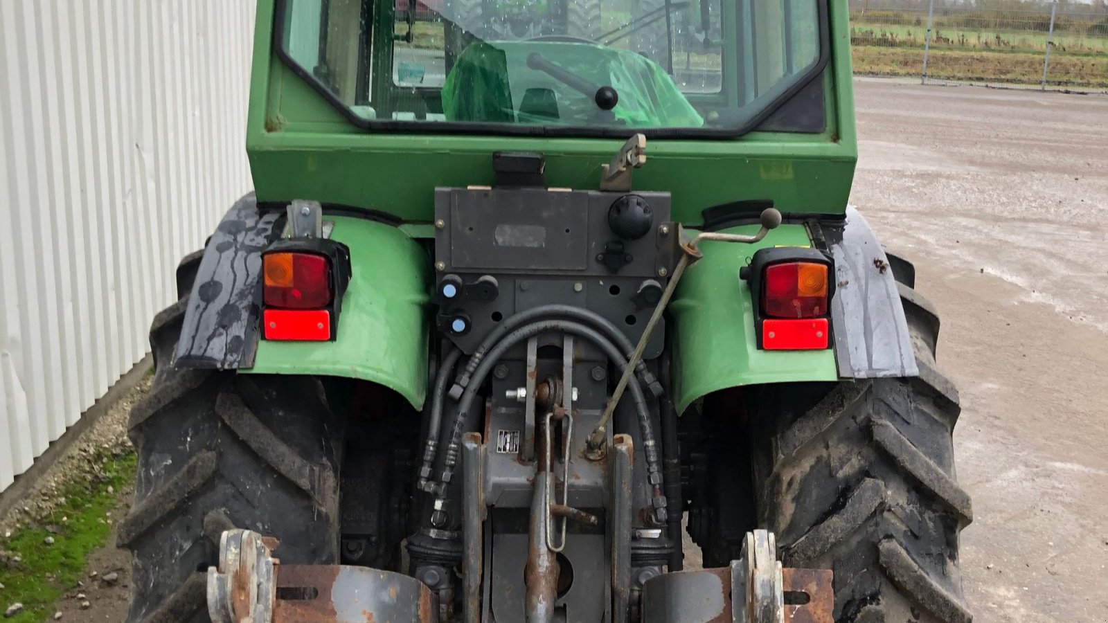 Traktor van het type Fendt 250V Frontlift. Få timer, Gebrauchtmaschine in Rødekro (Foto 8)