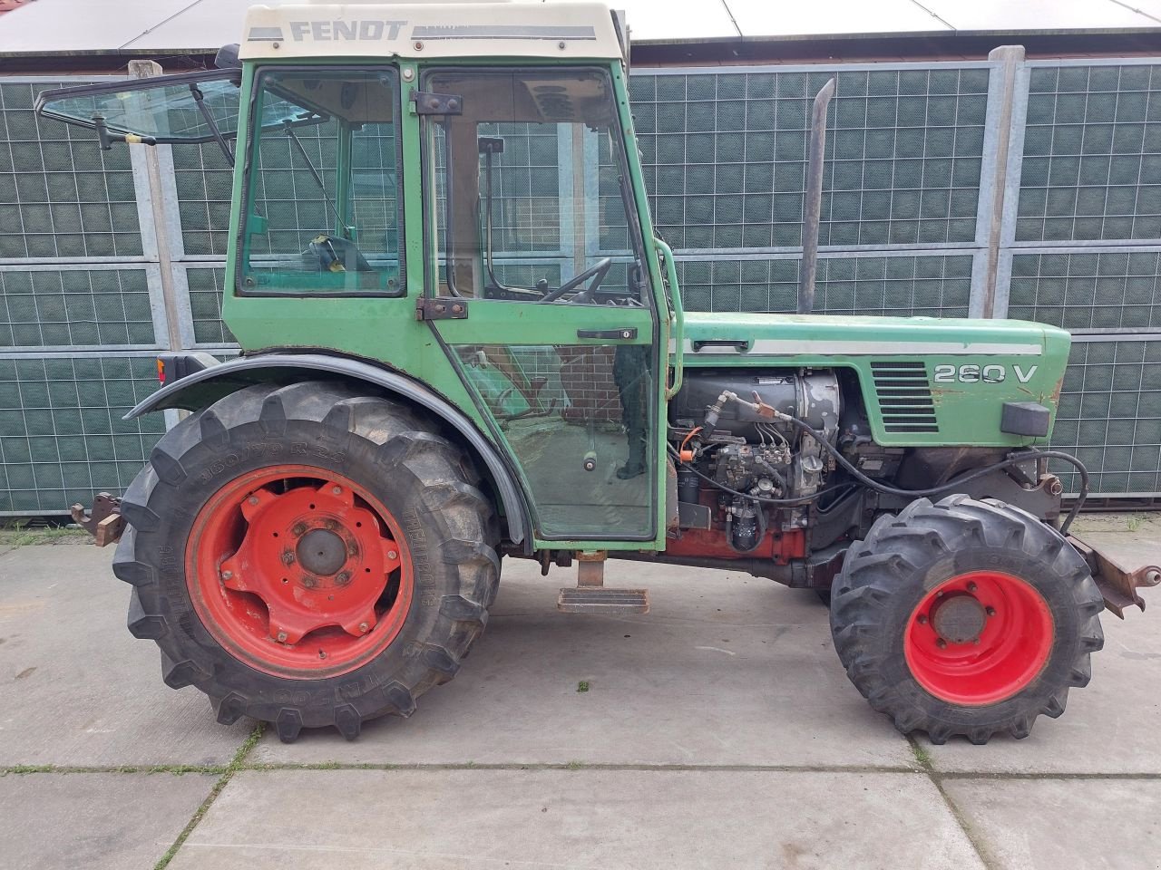 Traktor del tipo Fendt 260V, Gebrauchtmaschine In Ouderkerk aan den IJssel (Immagine 2)