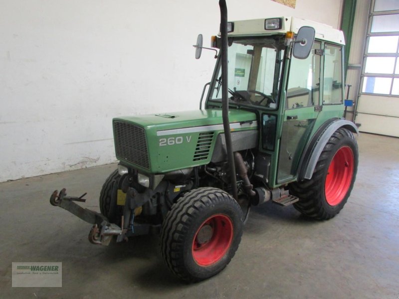 Traktor des Typs Fendt 260V, Gebrauchtmaschine in Bad Wildungen - Wega (Bild 1)