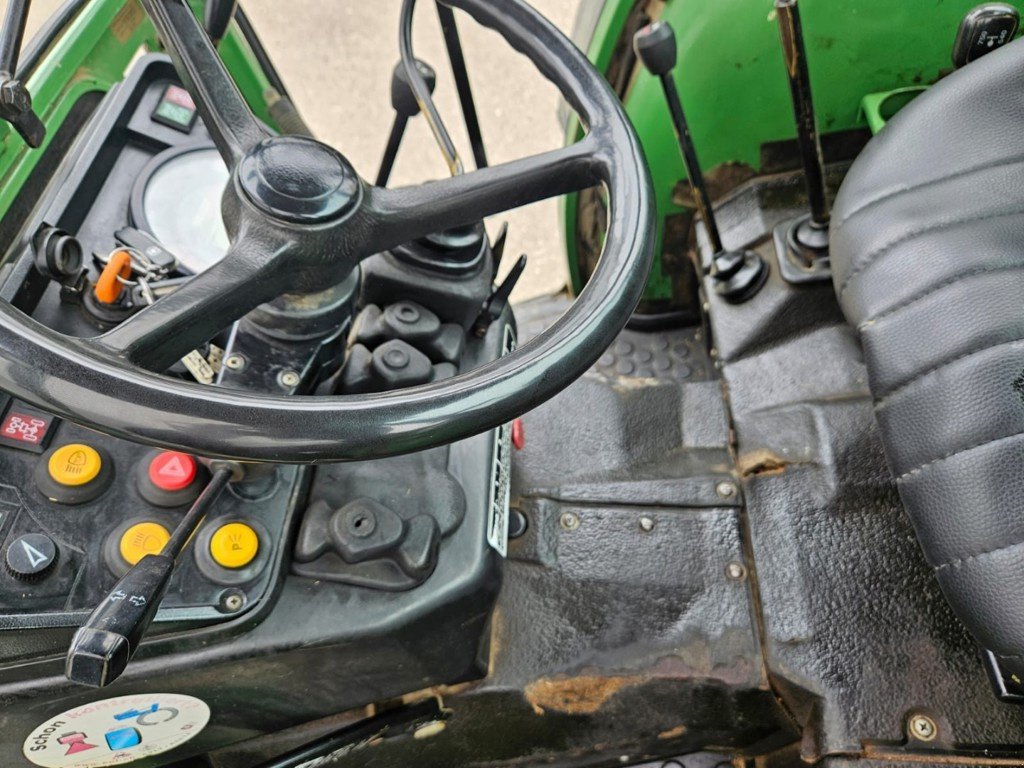 Traktor от тип Fendt 275 SA, Gebrauchtmaschine в Hindelbank (Снимка 5)