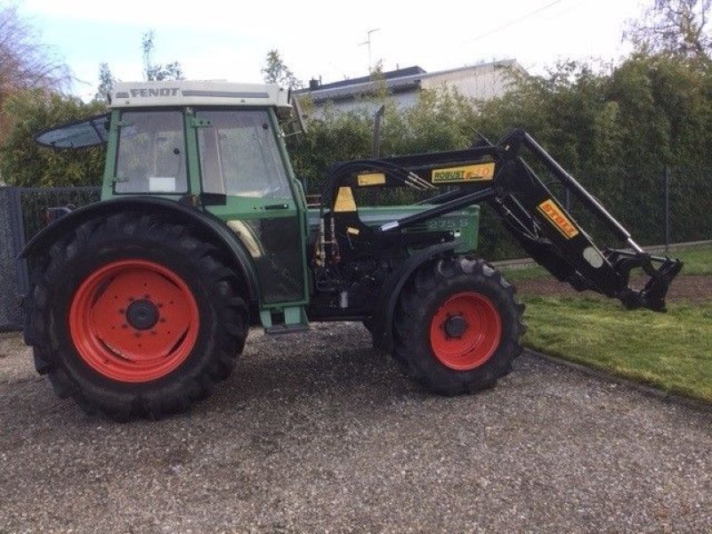 Traktor Türe ait Fendt 275S, Gebrauchtmaschine içinde OBERLAUTERBACH (resim 1)