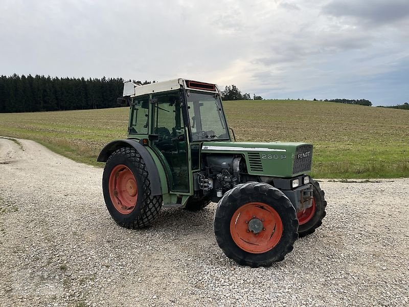 Traktor типа Fendt 280 P, Gebrauchtmaschine в Pfeffenhausen (Фотография 3)