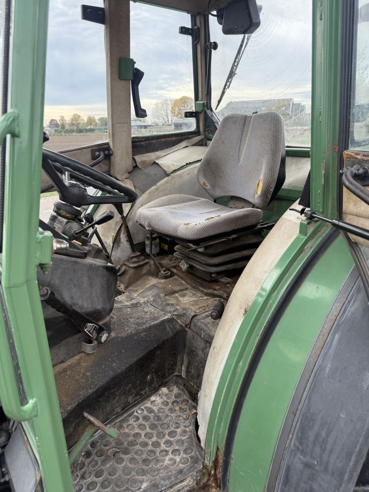 Traktor типа Fendt 280, Gebrauchtmaschine в Wadenoijen (Фотография 4)