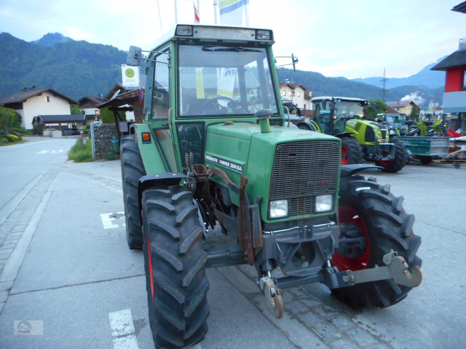 Traktor del tipo Fendt 304 LSA, Gebrauchtmaschine In Bad Vigaun (Immagine 5)
