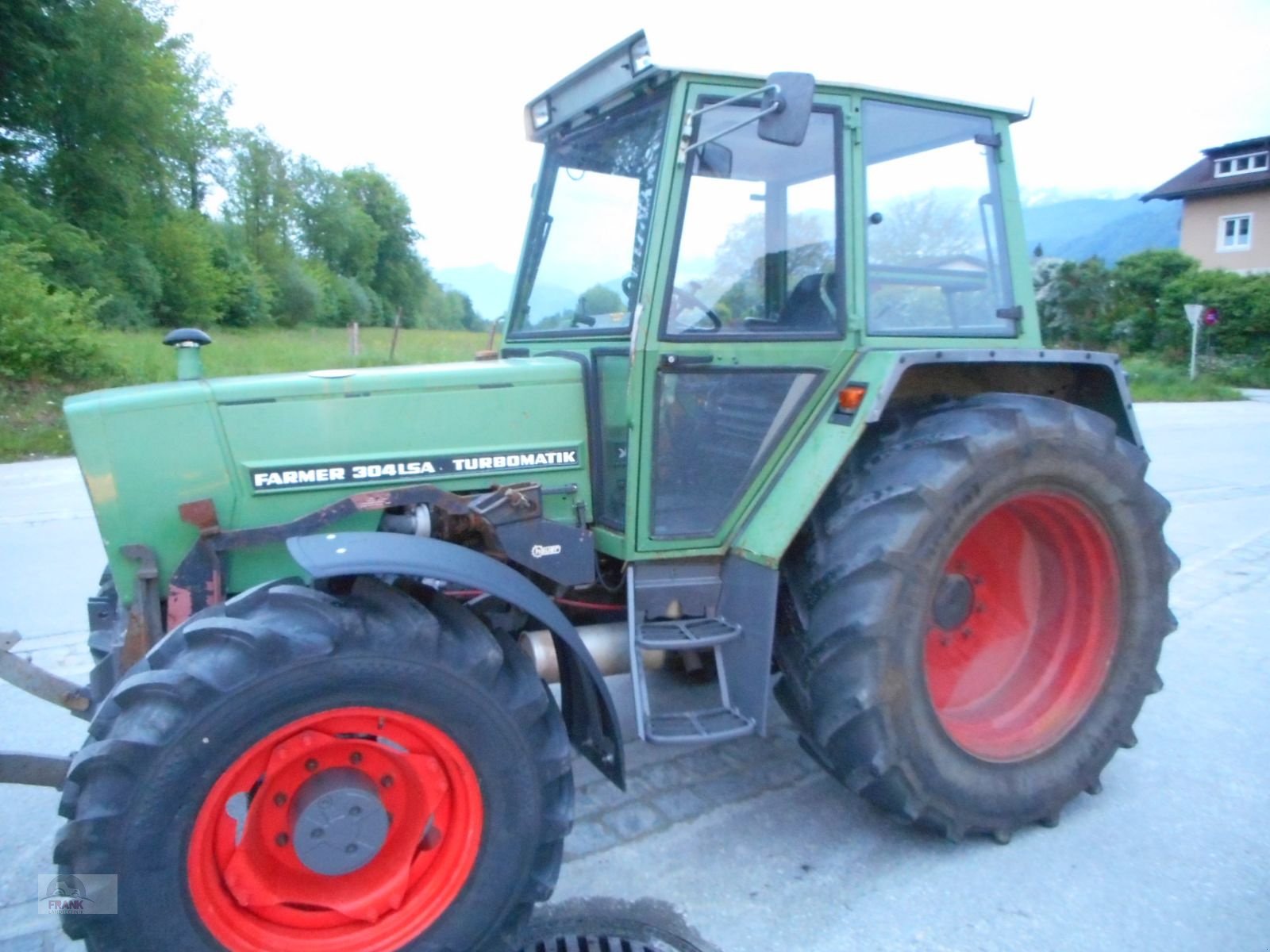 Traktor del tipo Fendt 304 LSA, Gebrauchtmaschine In Bad Vigaun (Immagine 3)