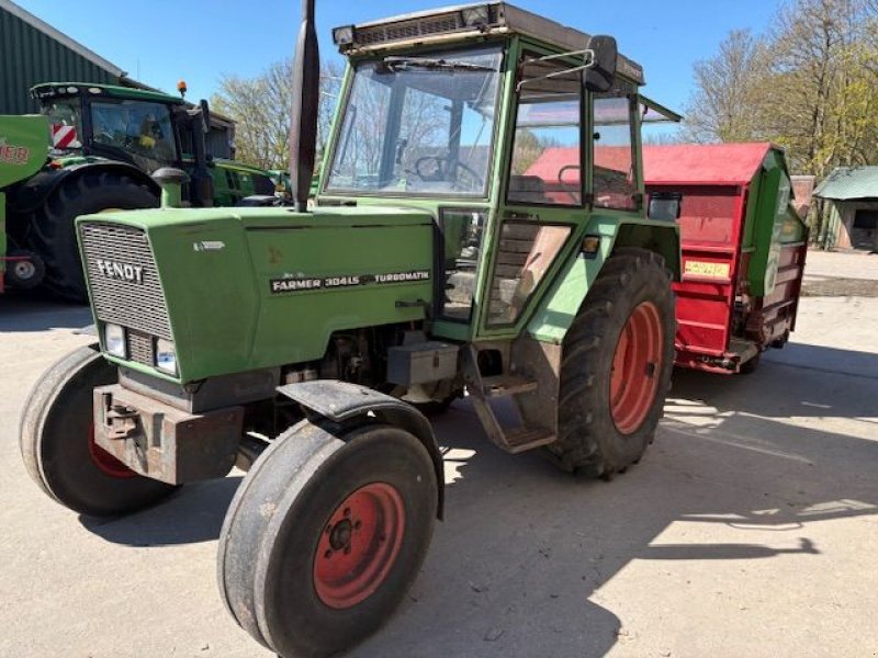 Traktor typu Fendt 304, Gebrauchtmaschine v St. - Jacobiparochie (Obrázok 2)