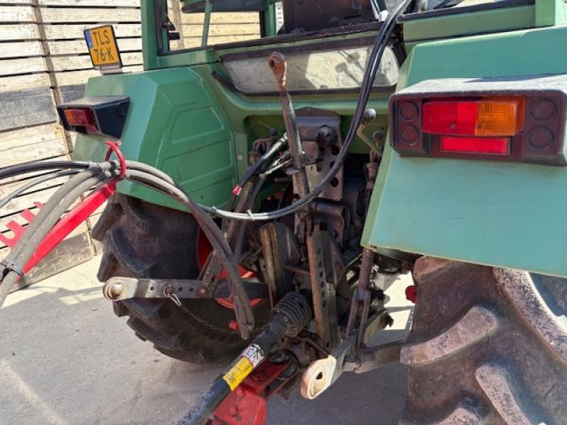 Traktor typu Fendt 304, Gebrauchtmaschine v St. - Jacobiparochie (Obrázok 5)