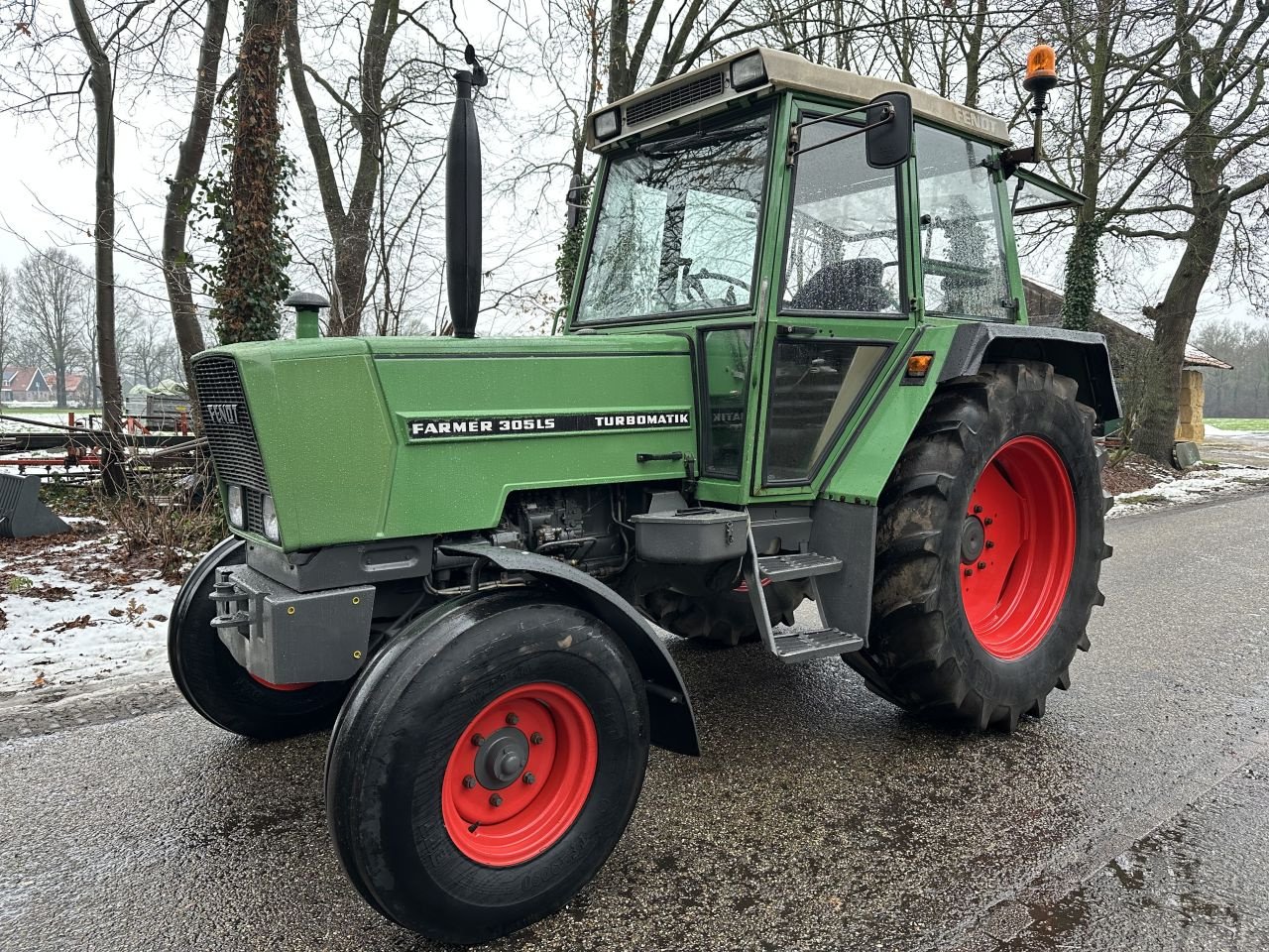 Traktor tipa Fendt 305 LS Turbomatik, Gebrauchtmaschine u Rossum (Slika 1)