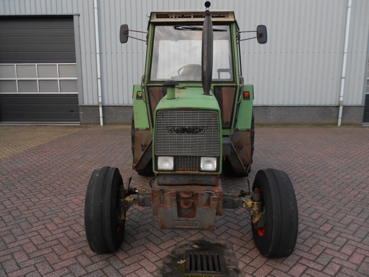 Traktor des Typs Fendt 305 ls, Gebrauchtmaschine in Oirschot (Bild 3)