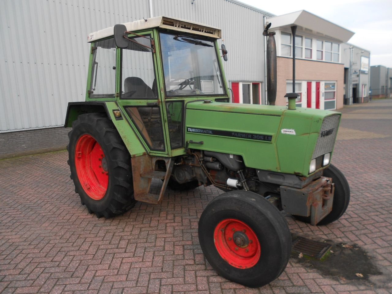 Traktor des Typs Fendt 305 ls, Gebrauchtmaschine in Oirschot (Bild 1)