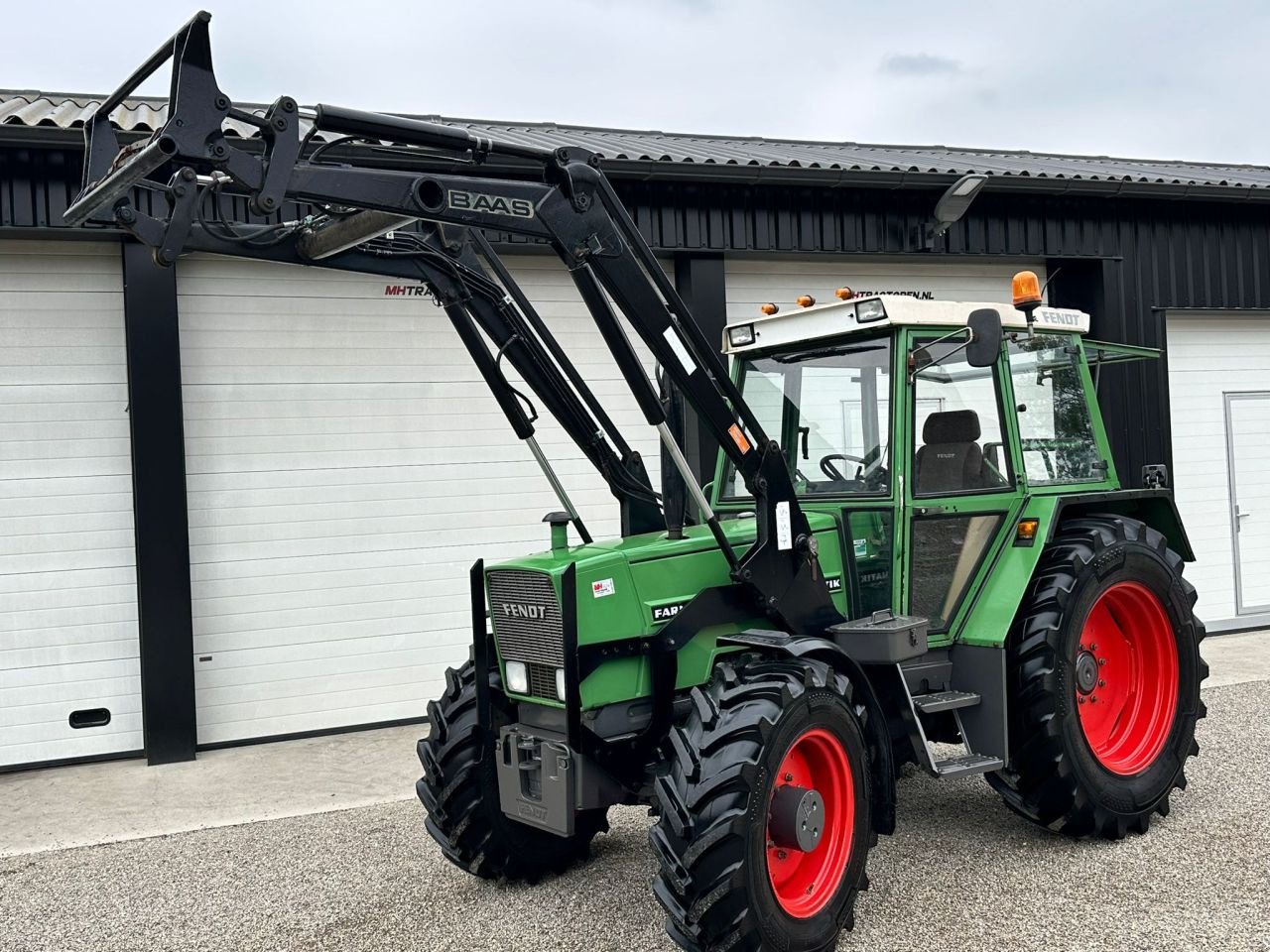 Traktor vrste Fendt 305 LSA, Gebrauchtmaschine v Linde (dr) (Slika 6)