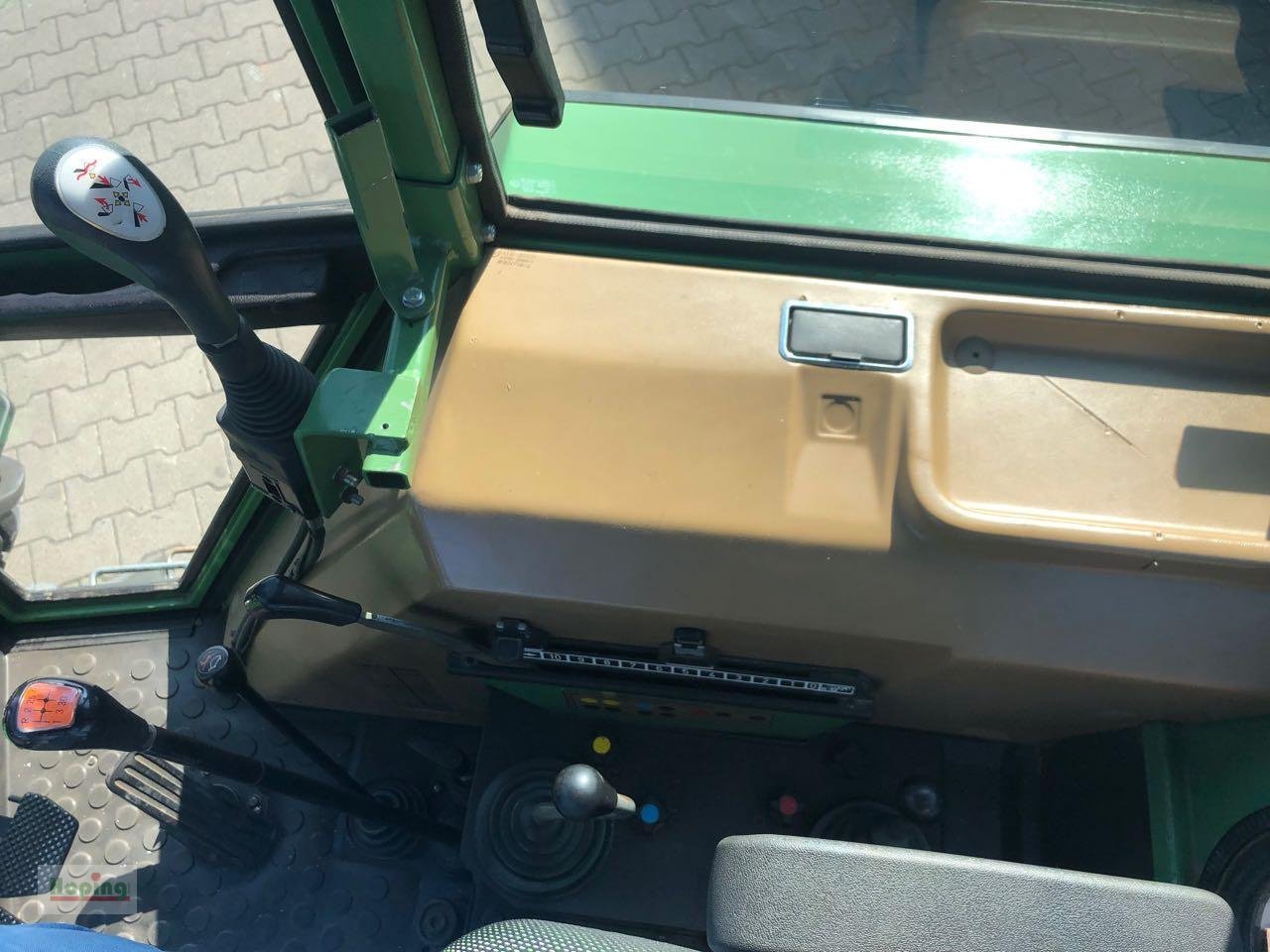 Traktor van het type Fendt 305 LSA, Gebrauchtmaschine in Bakum (Foto 18)