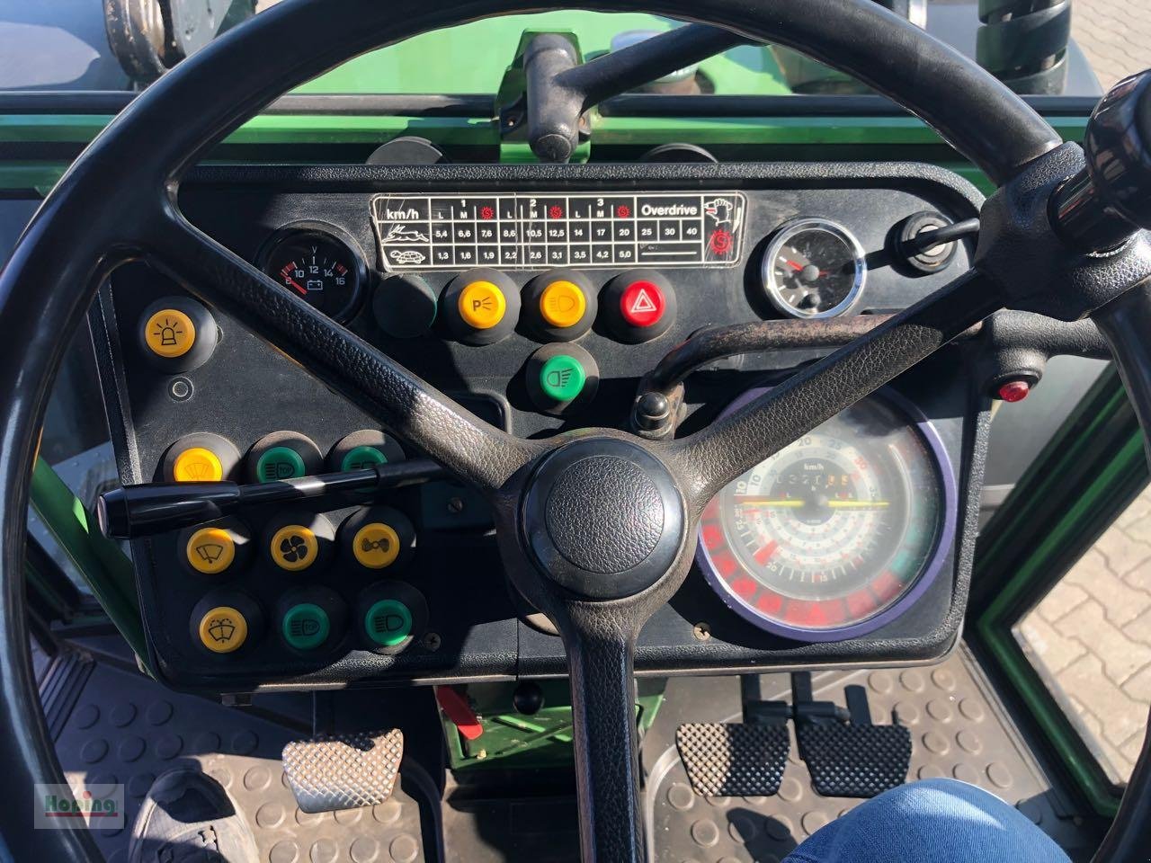 Traktor van het type Fendt 305 LSA, Gebrauchtmaschine in Bakum (Foto 19)