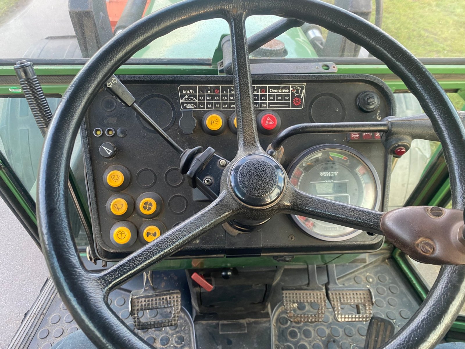 Traktor typu Fendt 305LSA, Gebrauchtmaschine w Engden (Zdjęcie 3)