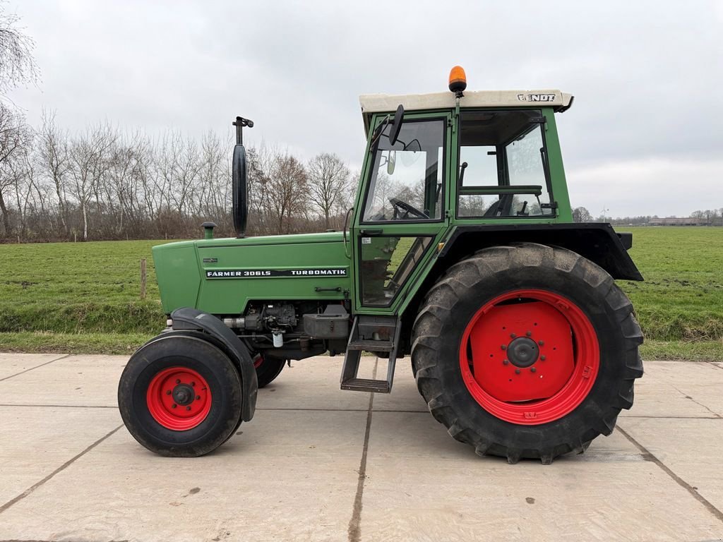 Traktor van het type Fendt 306LS, Gebrauchtmaschine in Lunteren (Foto 2)
