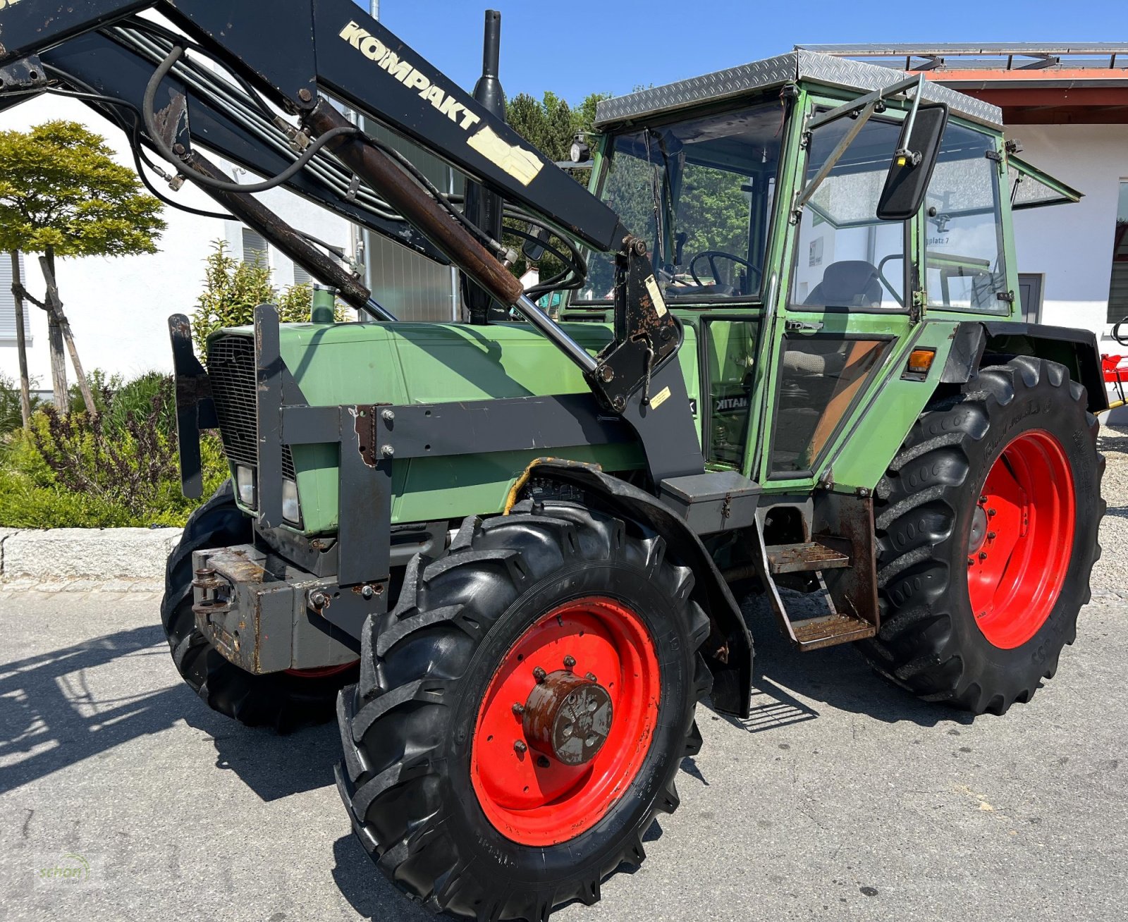 Traktor a típus Fendt 308 LS Turbomatik mit Frontlader, Gebrauchtmaschine ekkor: Burgrieden (Kép 2)