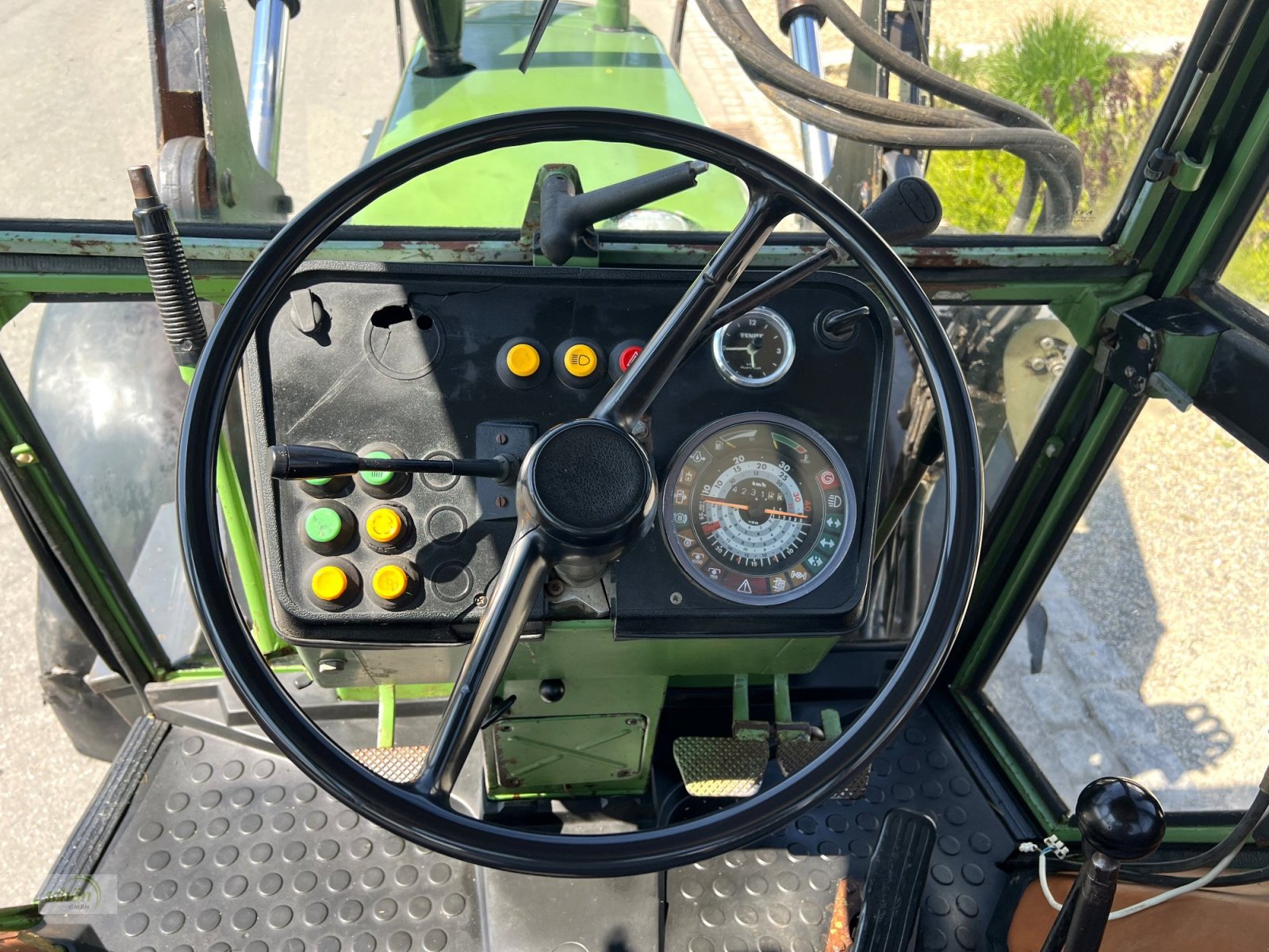 Traktor a típus Fendt 308 LS Turbomatik mit Frontlader, Gebrauchtmaschine ekkor: Burgrieden (Kép 12)