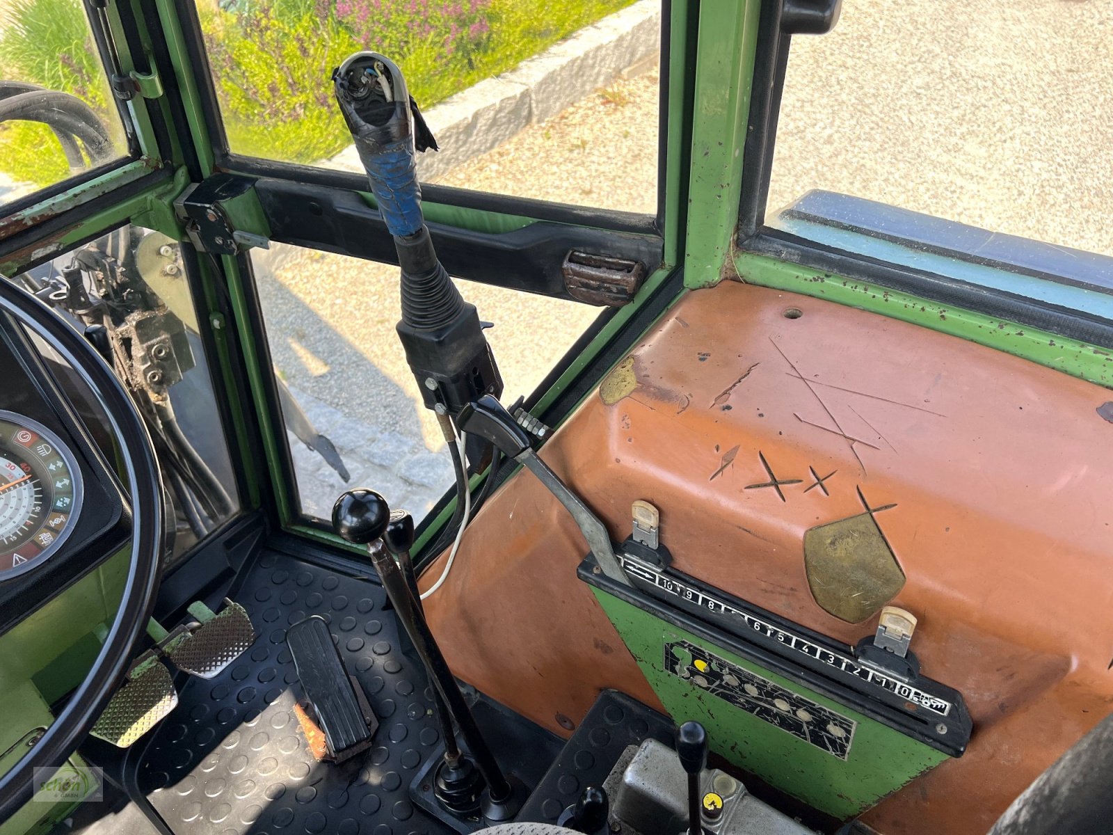 Traktor a típus Fendt 308 LS Turbomatik mit Frontlader, Gebrauchtmaschine ekkor: Burgrieden (Kép 13)