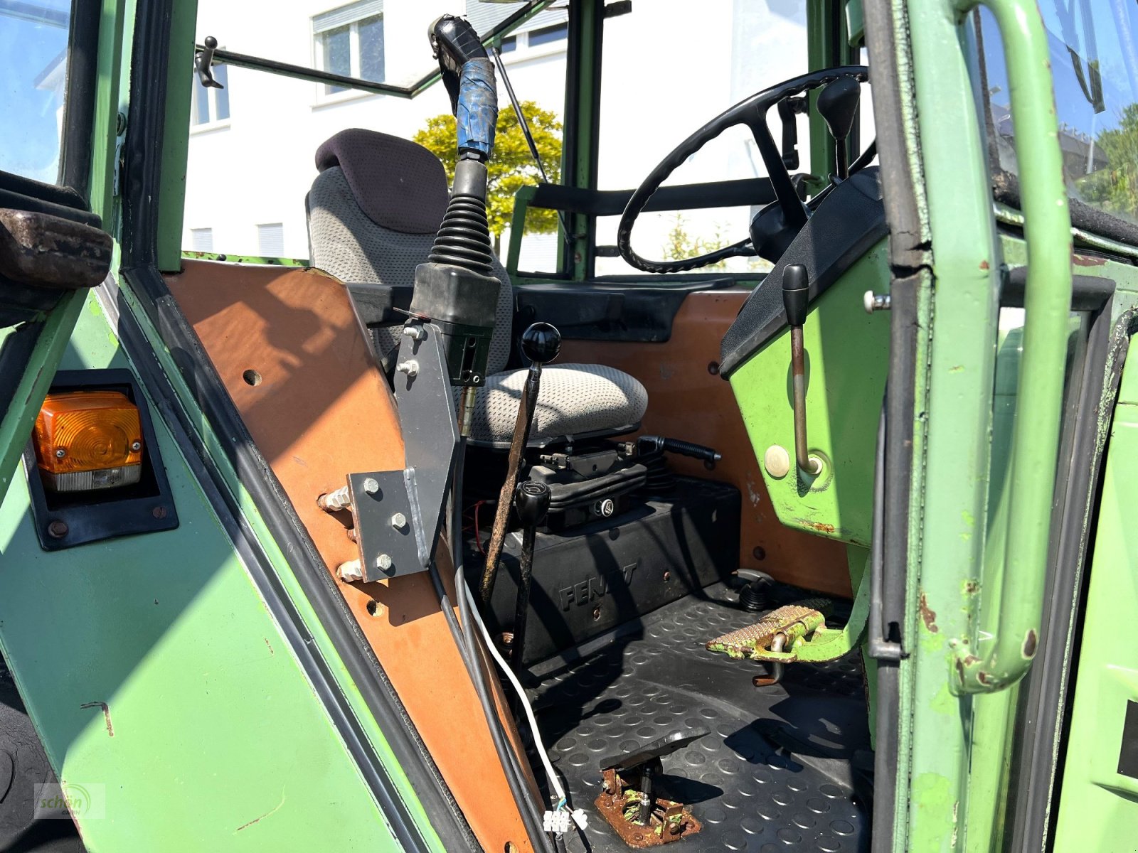 Traktor a típus Fendt 308 LS Turbomatik mit Frontlader, Gebrauchtmaschine ekkor: Burgrieden (Kép 23)