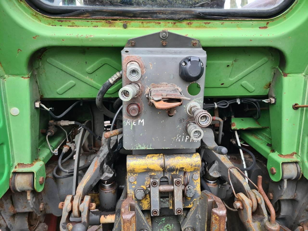 Traktor du type Fendt 308, Gebrauchtmaschine en Lierop (Photo 8)