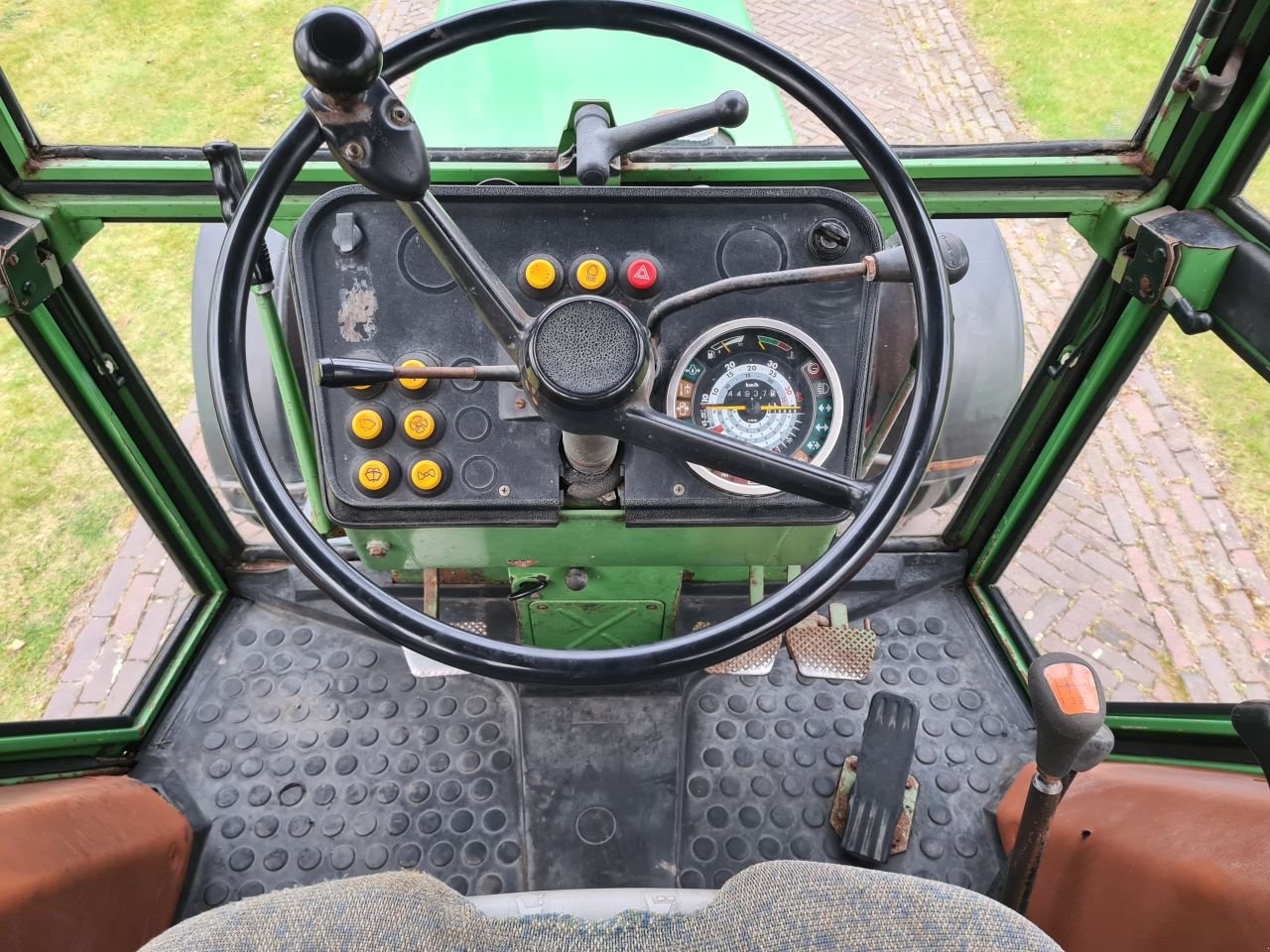 Traktor du type Fendt 308, Gebrauchtmaschine en Lierop (Photo 9)